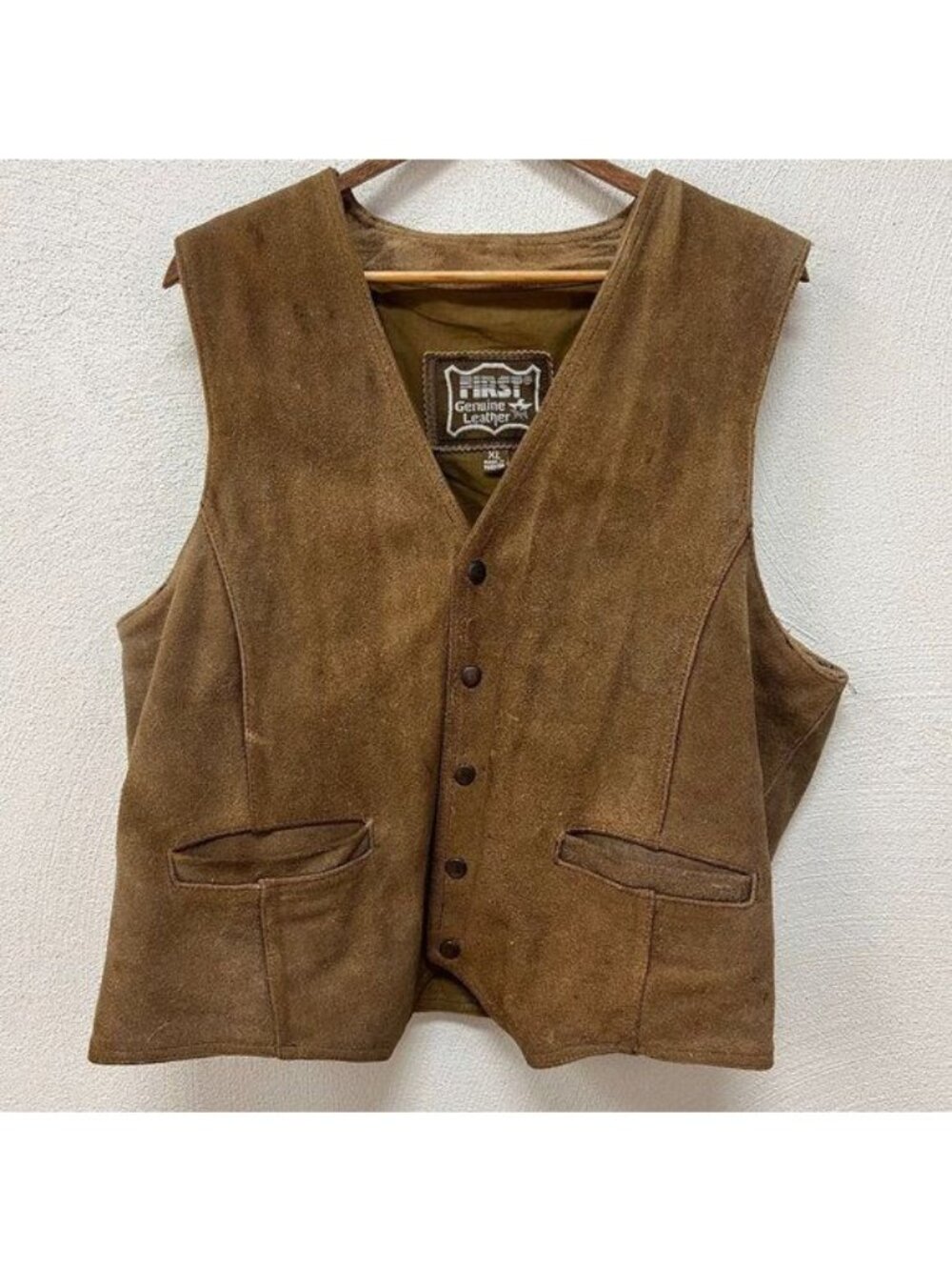 Vintage 'First' Men's Genuine Brown Suede Leather Vest Front Button V Neck Sz XL